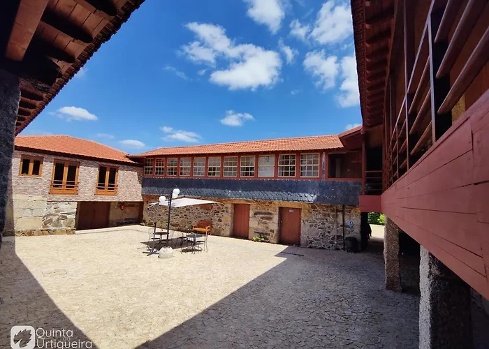 Quinta Da Urtigueira Фермерский дом *